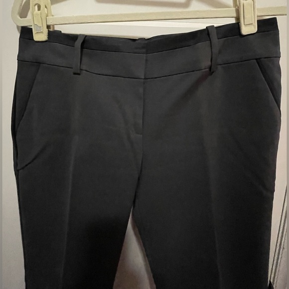 Ann Taylor - Black Cotton Dress Pants - size 4 - Picture 5 of 5